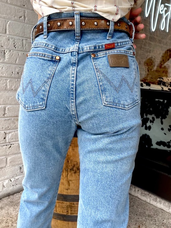 Wrangler Denim - Wrangler Straight Leg Jean Size 26